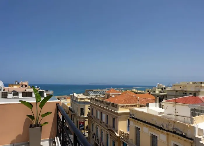Bright, Serene Penthouse In Town Center W Seaview