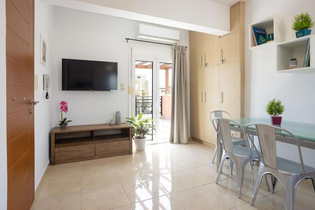 Bright, Serene Penthouse In Town Center W Seaview Apartamento