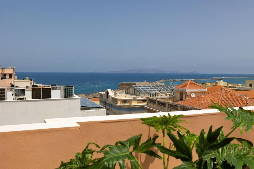 Bright, Serene Penthouse In Town Center W Seaview Apartamento *