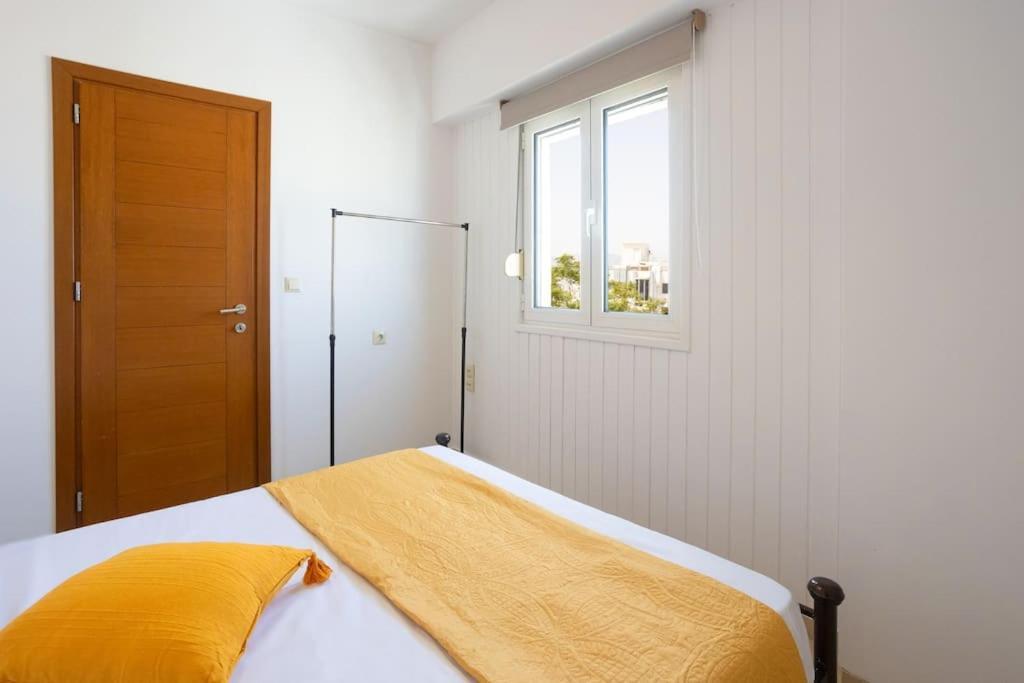 Bright, Serene Penthouse In Town Center W Seaview Appartamento